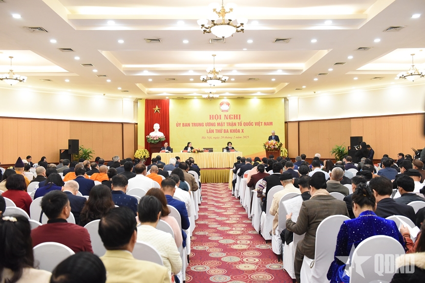 Khai mạc Hội nghị Ủy ban Trung ương Mặt trận Tổ quốc Việt Nam lần thứ ba khóa X