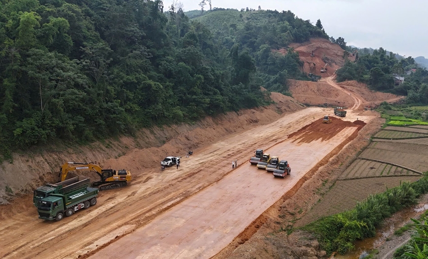 Lạng Sơn đẩy nhanh giải phóng mặt bằng các dự án cao tốc để hoàn thành trong quý I-2025