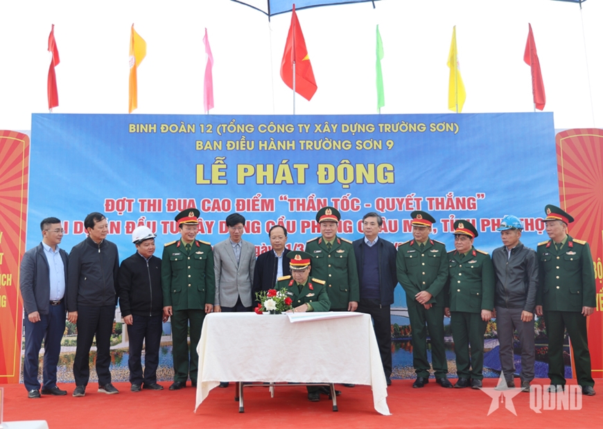 Phấn đấu hoàn thành xây dựng cầu Phong Châu trong quý IV-2025
