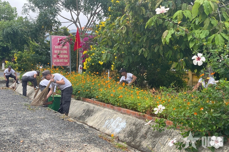 “Ngày thứ 7 tình nguyện” của tuổi trẻ Chi đội Kiểm ngư số 4