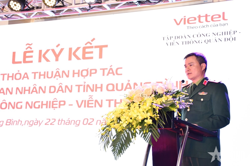 Coopération en matière de transformation numérique entre le Comité populaire provincial de Quang Binh et Viettel