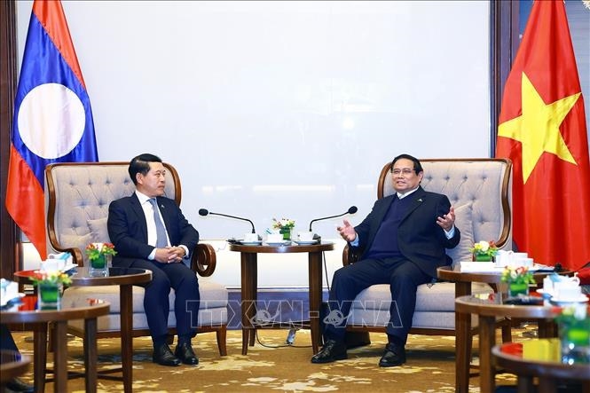Thủ tướng Phạm Minh Chính tiếp Phó thủ tướng Lào Saleumxay Kommasith