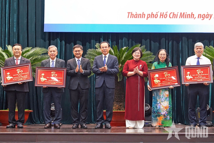 TP Hồ Chí Minh kỷ niệm 70 năm Ngày Thầy thuốc Việt Nam