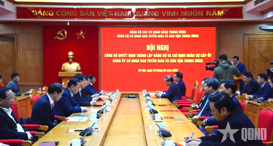 Công bố Quyết định thành lập Đảng bộ và chỉ định nhân sự cấp ủy Đảng ủy Cơ quan Ban Tuyên giáo và Dân vận Trung ương