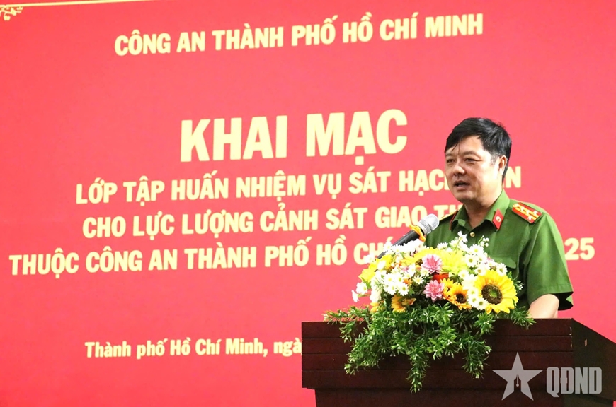 Công an TP Hồ Chí Minh tổ chức tập huấn nhiệm vụ sát hạch, cấp giấy phép lái xe