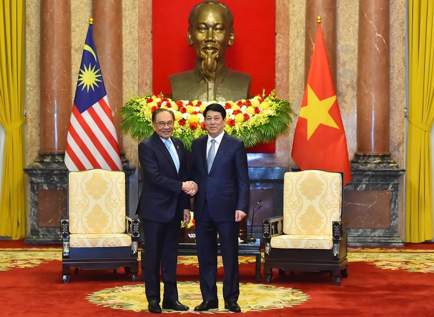 Chủ tịch nước Lương Cường tiếp Thủ tướng Malaysia Anwar Ibrahim