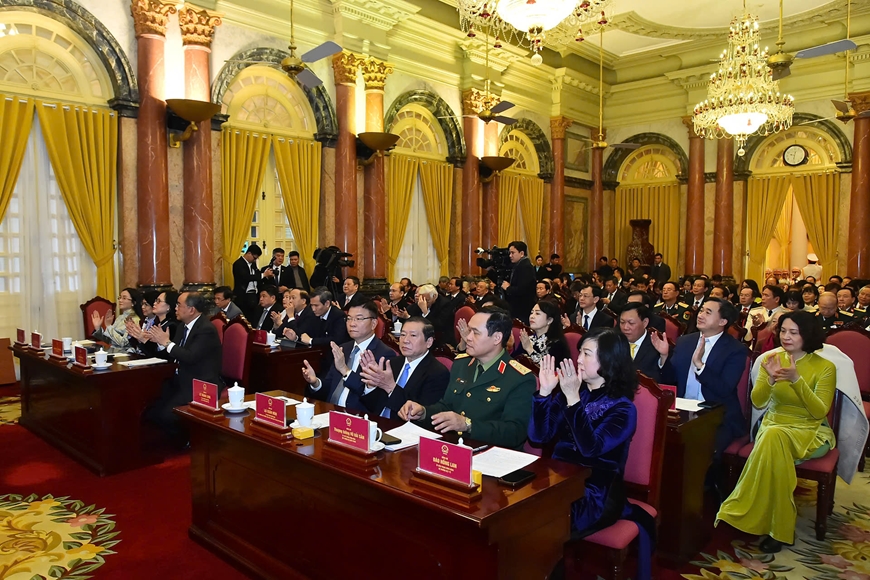 Chủ tịch nước Lương Cường trao danh hiệu Thầy thuốc Nhân dân tặng các thầy thuốc tiêu biểu