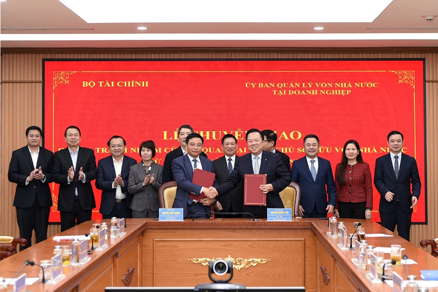 Lễ chuyển giao quyền, trách nhiệm của cơ quan đại diện chủ sở hữu vốn nhà nước từ Ủy ban quản lý vốn nhà nước tại doanh nghiệp về Bộ Tài chính