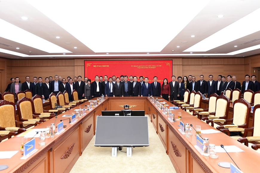 Lễ chuyển giao quyền, trách nhiệm của cơ quan đại diện chủ sở hữu vốn nhà nước từ Ủy ban quản lý vốn nhà nước tại doanh nghiệp về Bộ Tài chính