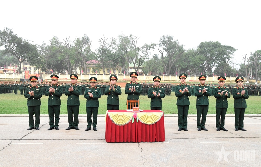 Sư đoàn 324 (Quân khu 4): Tổ chức lễ ra quân huấn luyện năm 2025