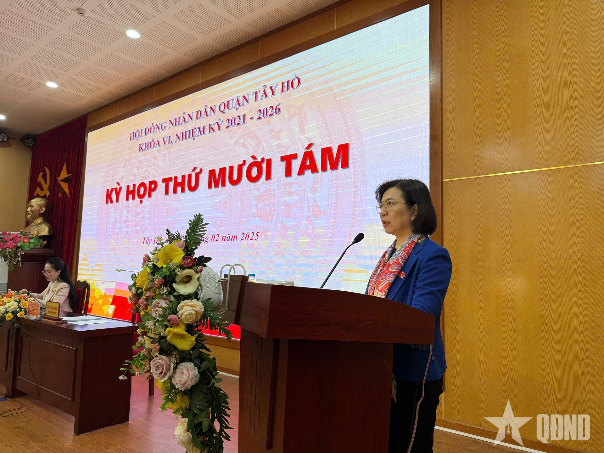 Quận Tây Hồ thông qua nghị quyết thành lập, tổ chức lại các cơ quan chuyên môn