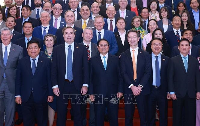 Thủ tướng Phạm Minh Chính chủ trì tọa đàm với các doanh nghiệp châu Âu
