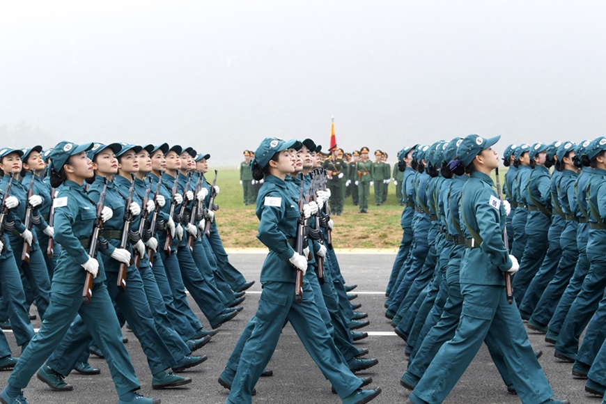 Cùng hướng về ngày hội lớn