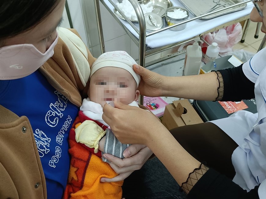 UNICEF Việt Nam và Bộ Y tế phát động chiến dịch truyền thông “Bảo vệ bé từ những bước đầu tiên”