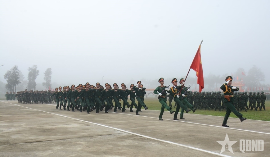 Trung tướng Trương Thiên Tô dự Lễ ra quân huấn luyện năm 2025 tại Trung đoàn 143