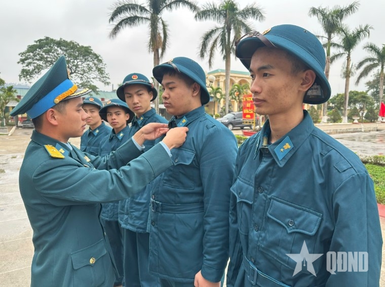 Giúp chiến sĩ mới hòa nhập môi trường quân ngũ