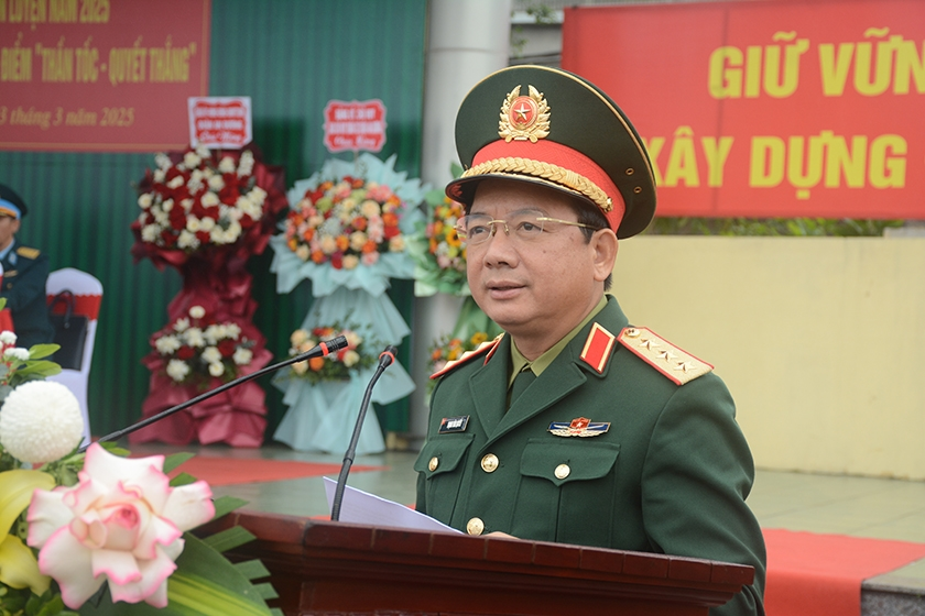 Thượng tướng Trịnh Văn Quyết dự lễ ra quân huấn luyện năm 2025 tại Trung đoàn 285, Sư đoàn 363, Quân chủng Phòng không – Không quân