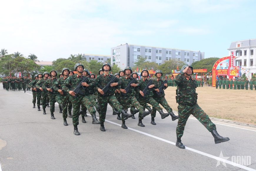 Thượng tướng Phùng Sĩ Tấn dự Lễ ra quân huấn luyện tại Lữ đoàn Đặc công nước 5