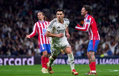 Real Madrid Đánh Bại Atletico Madrid 5-3: Siêu Phong Độ Của Hàng Công