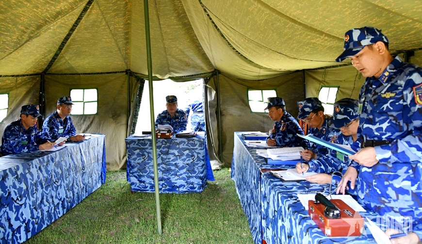 Vùng Cảnh sát biển 2 luyện tập chuyển trạng thái sẵn sàng chiến đấu