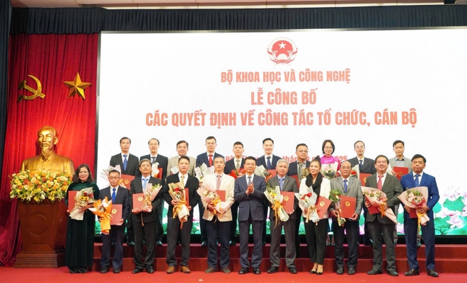 Bộ Khoa học và Công nghệ công bố các quyết định về tổ chức, cán bộ sau hợp nhất