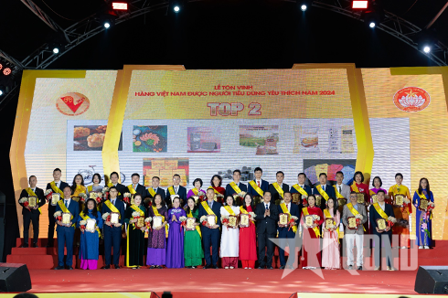 Gạo Hapro Đồng Tháp nhiều năm được vinh danh “Hàng Việt Nam được người tiêu dùng yêu thích”

