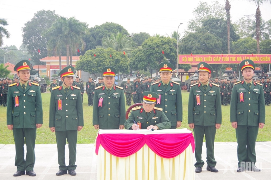 Lữ đoàn Tăng thiết giáp 206 (Quân khu 4): Huấn luyện giỏi từ động cơ thi đua đúng