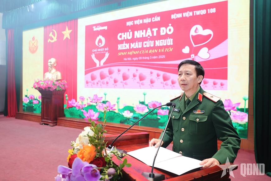 Học viện Hậu cần hưởng ứng Ngày Chủ nhật đỏ năm 2025