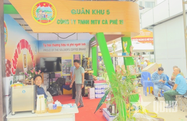 Đắk Lắk khai mạc Hội chợ triển lãm chuyên ngành cà phê và sản phẩm OCOP