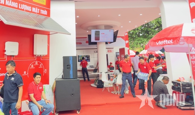 Đắk Lắk khai mạc Hội chợ triển lãm chuyên ngành cà phê và sản phẩm OCOP