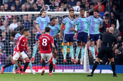 Tin thể thao (10-3): Man Utd chia điểm với Arsenal