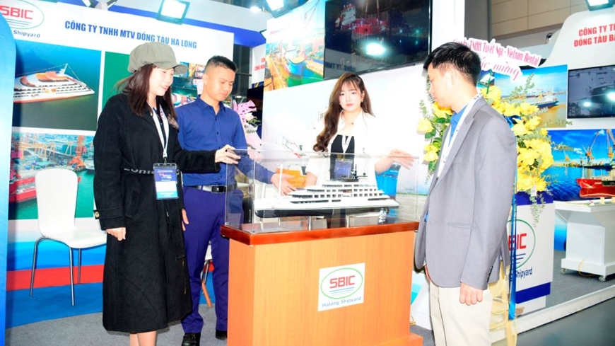 Doanh nghiệp Việt nắm bắt xu thế du lịch bằng tàu