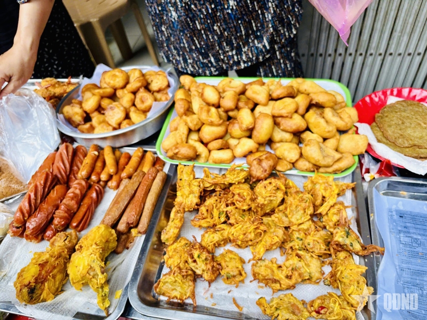 Rộn ràng chợ Ramadan ở TP Hồ Chí Minh