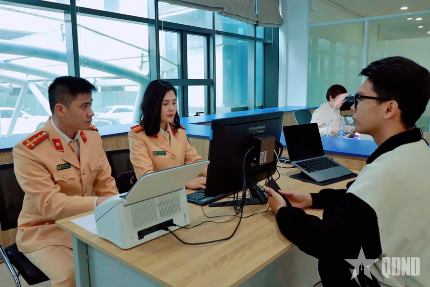 Hà Nội: Triển khai địa điểm hướng dẫn cấp, đổi giấy phép lái xe trực tuyến