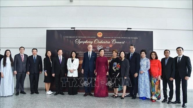 Hoạt động của Phu nhân Ngô Phương Ly tại Singapore