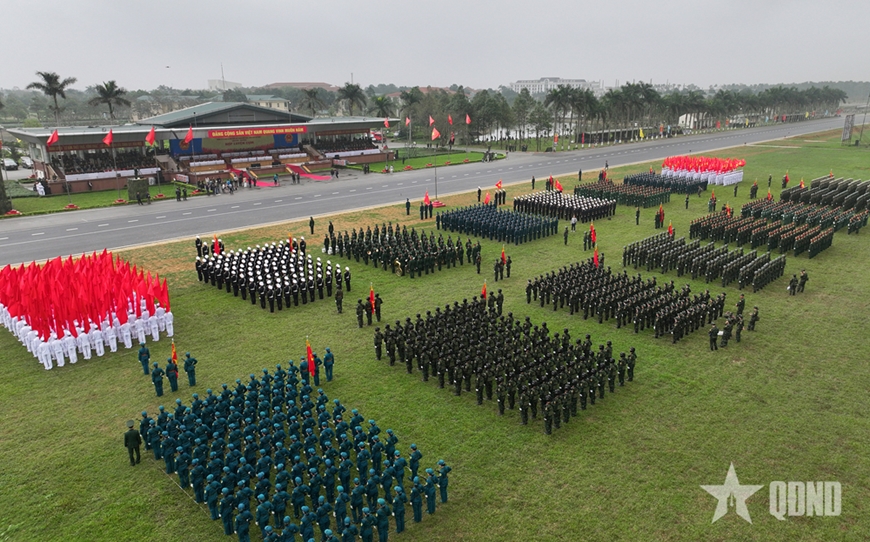 Parade and march practice to celebrate the 50th anniversary of the Liberation of the South and National Reunification Day