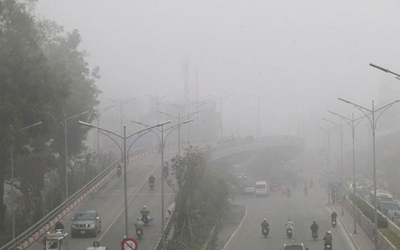 Thời tiết hôm nay (14-3): Gió mùa Đông Bắc tràn về, Hà Nội mưa nhỏ