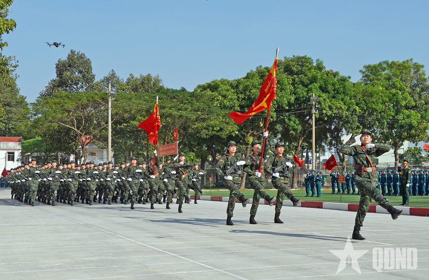 Kiểm tra lực lượng luyện tập diễu binh, diễu hành tại Quân khu 7, Quân đoàn 34