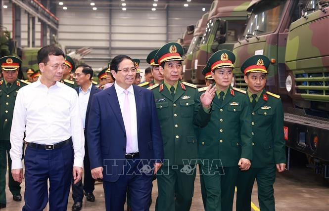 Thủ tướng Phạm Minh Chính làm việc với Tập đoàn Công nghiệp - Viễn thông Quân đội