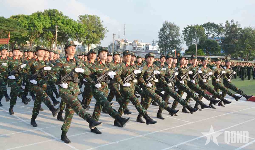 LLVT Quân khu 7 tích cực luyện tập diễu binh, diễu hành