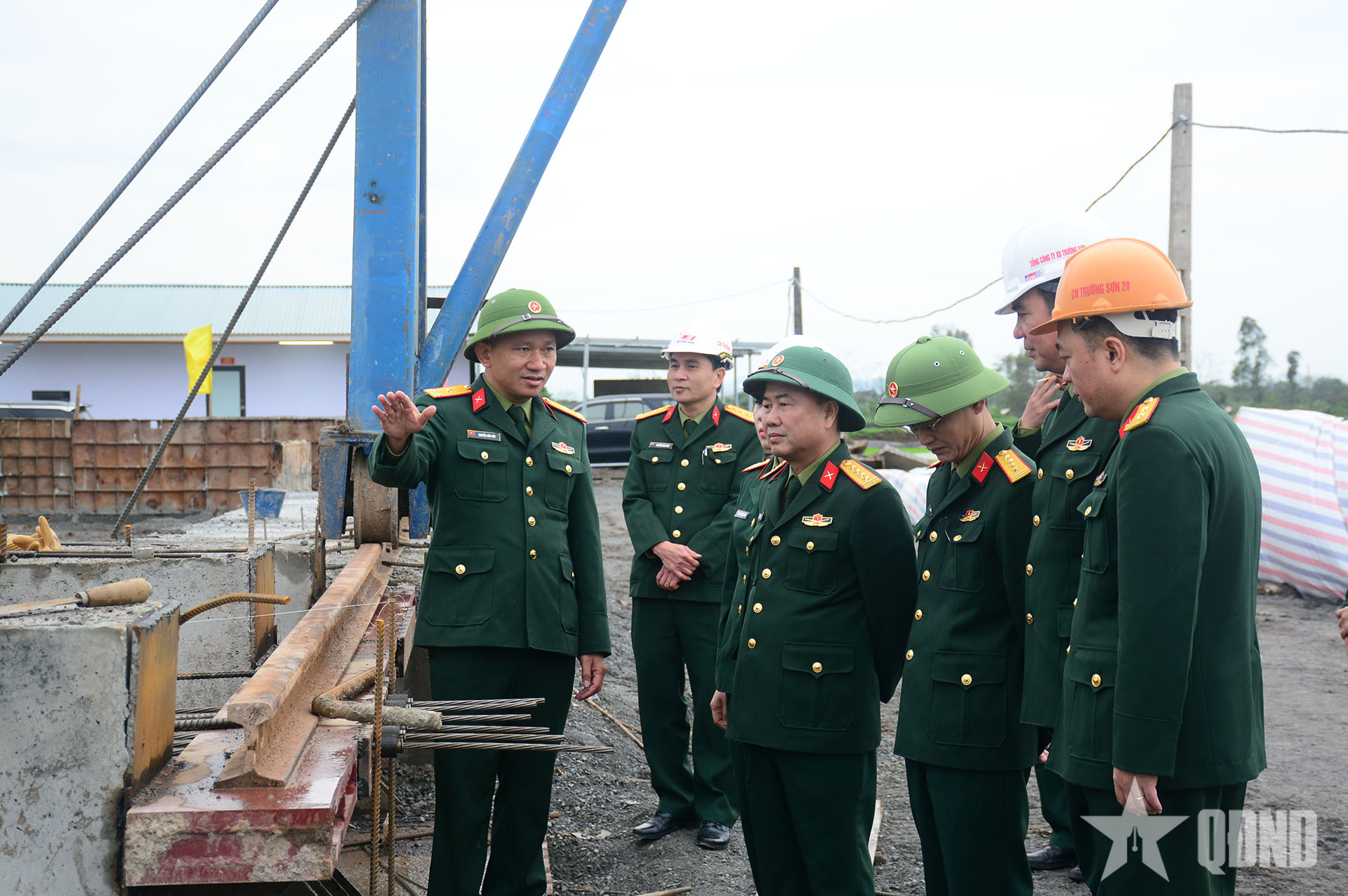 Hoàn thành 65% khối lượng cầu Tiên Tân (Hà Nam) trước lũ tiểu mãn