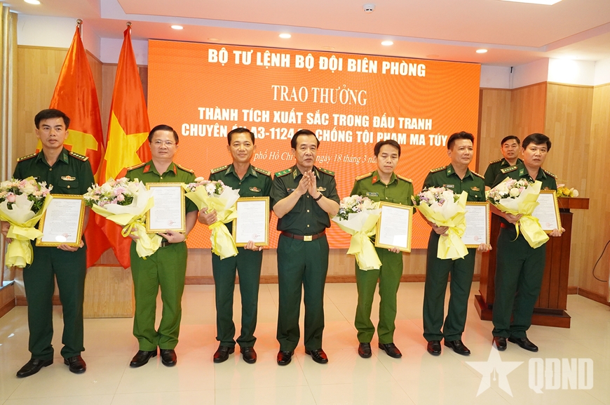 Trao thưởng các đơn vị đấu tranh tội phạm ma túy tại TP Hồ Chí Minh, Long An, Tây Ninh