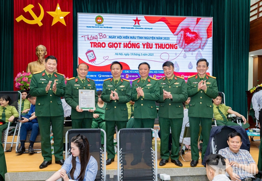 Lan tỏa tinh thần hiến máu tại ngày hội “Tháng Ba trao giọt hồng yêu thương”