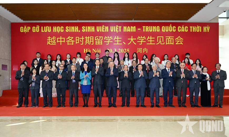Tổng Bí thư Tô Lâm dự chương trình “Gặp gỡ lưu học sinh, sinh viên Việt Nam - Trung Quốc các thời kỳ”