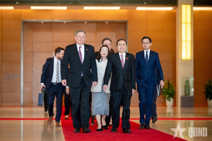 Chủ tịch Quốc hội Trần Thanh Mẫn tiếp Thượng Nghị sĩ Hoa Kỳ Steven David Daines