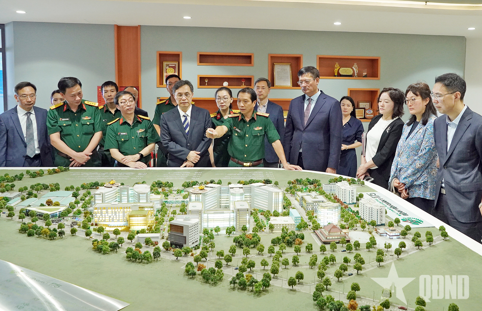 Bệnh viện Quân y 175 hợp tác đào tạo, phát triển chuyên môn, y học cổ truyền