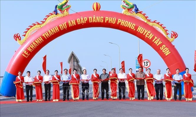 Thủ tướng Phạm Minh Chính thăm, làm việc tại tỉnh Bình Định
