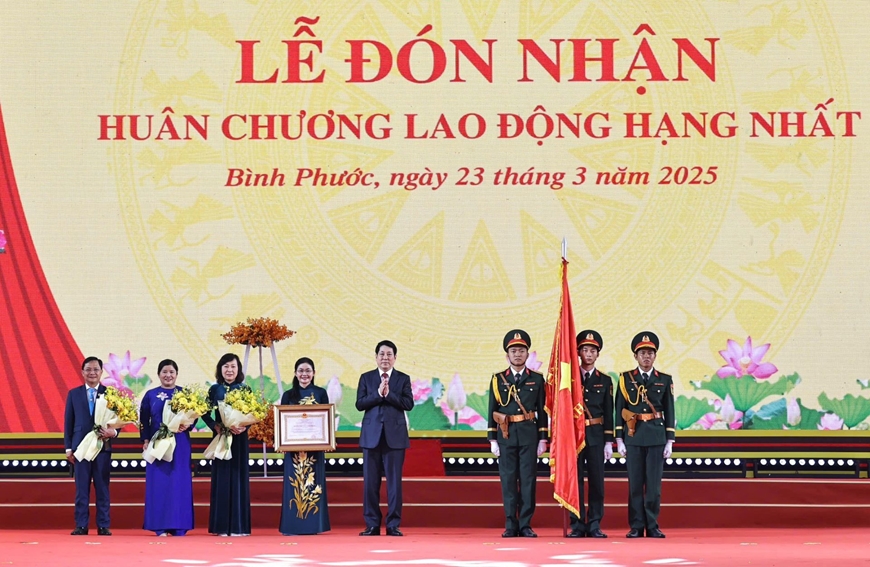 Chủ tịch nước Lương Cường dự Lễ kỷ niệm 50 năm Ngày Giải phóng tỉnh Bình Phước