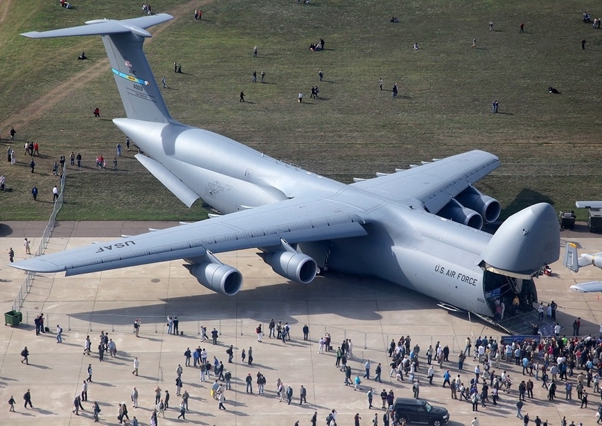 C-5M Super Galaxy - máy bay khổng lồ của Không quân Mỹ