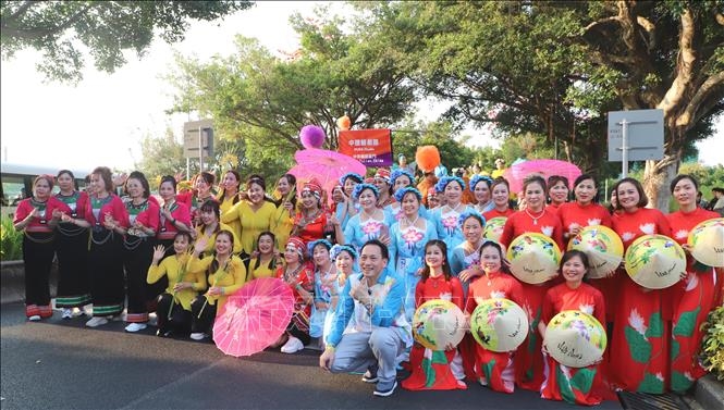 Việt Nam tham gia lễ diễu hành Carnival quốc tế tại Macau (Trung Quốc)